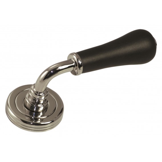 MANILLA CON ROSETA ROSCADA